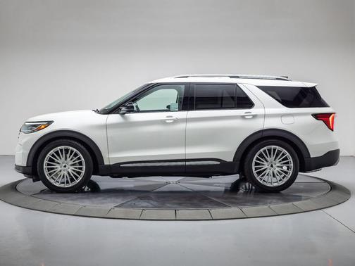 STAR WHITE METALLIC 2026 Ford Explorer Platinum