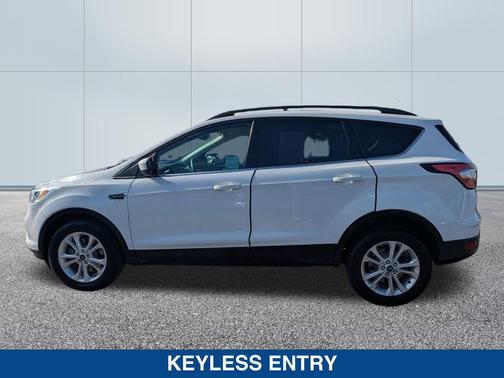 OXFORD WHITE 2018 Ford Escape SE