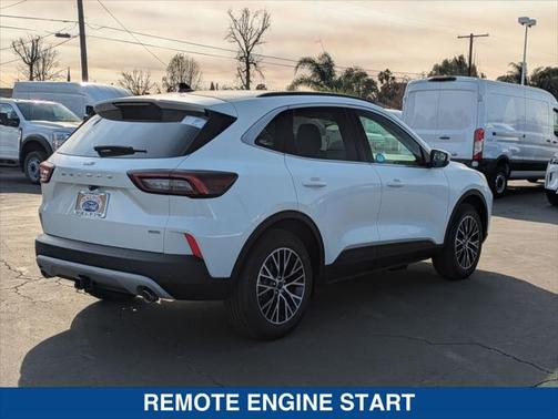 2025 Ford Escape PHEV Base