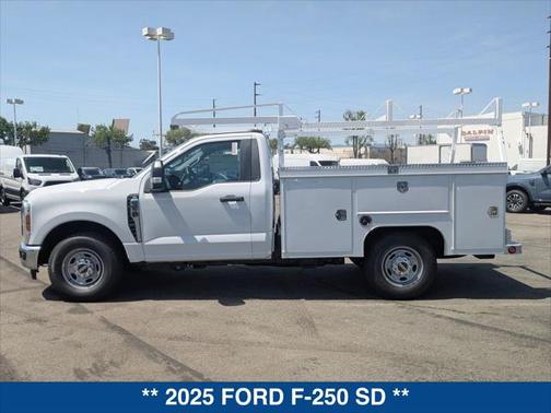 2025 Ford F-250 XL