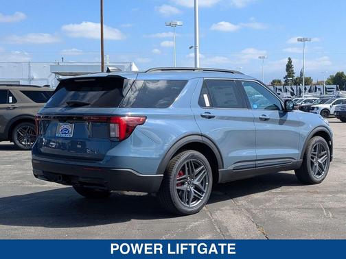 VAPOR BLUE 2026 Ford Explorer ST Line