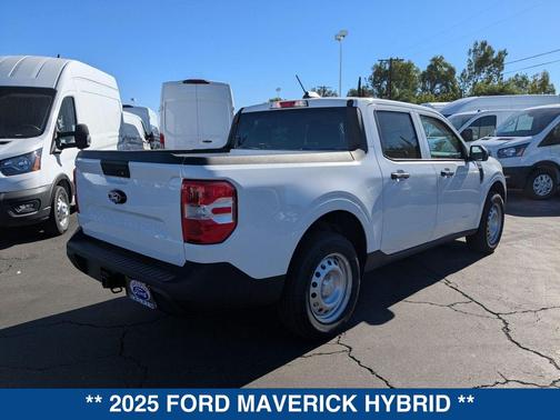 2025 Ford Maverick XL