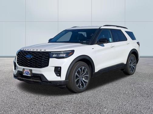 2025 Ford Explorer ST Line