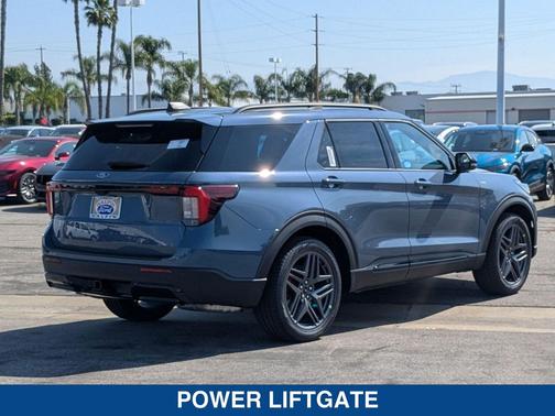 VAPOR BLUE 2026 Ford Explorer ST Line
