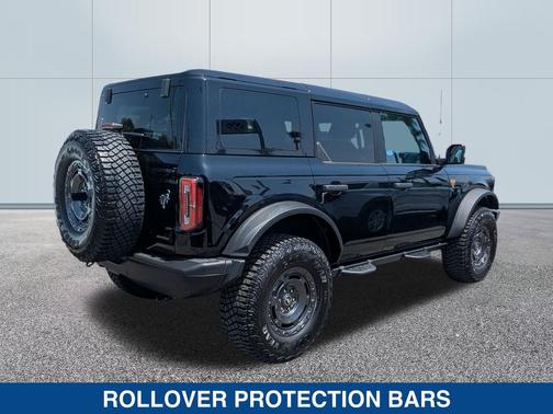 SHADOW BLACK 2024 Ford Bronco Badlands