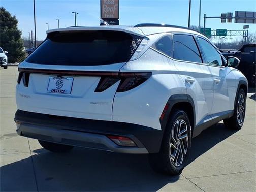 2025 Hyundai TUCSON Hybrid Limited
