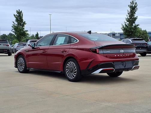 Red 2024 Hyundai SONATA Hybrid SEL