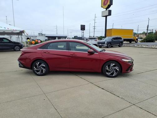 Red 2024 Hyundai ELANTRA SEL