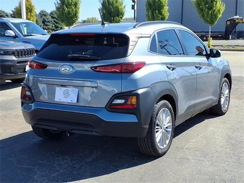 2021 Hyundai KONA SEL