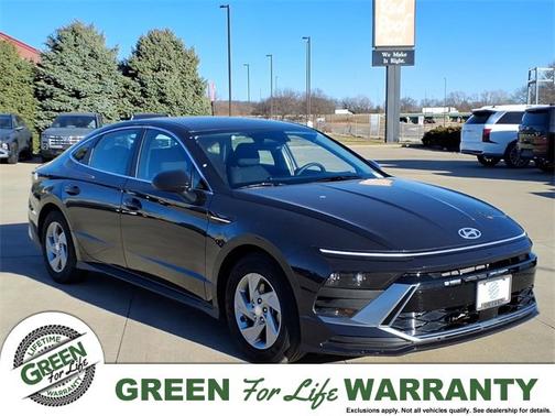 2025 Hyundai SONATA SE