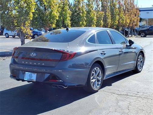 2021 Hyundai SONATA SEL
