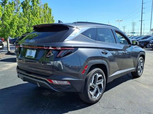 Gray 2023 Hyundai TUCSON Limited