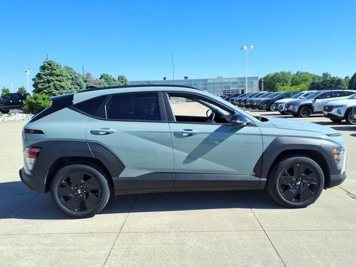 Green 2026 Hyundai KONA SEL Sport