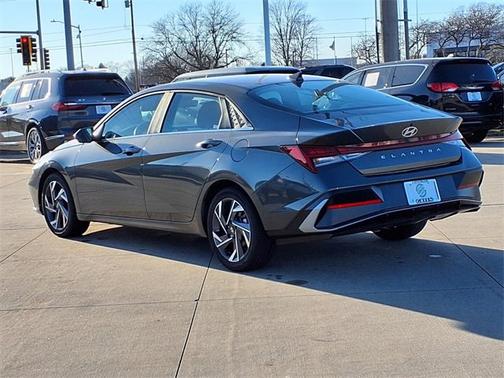 2025 Hyundai ELANTRA SEL Convenience