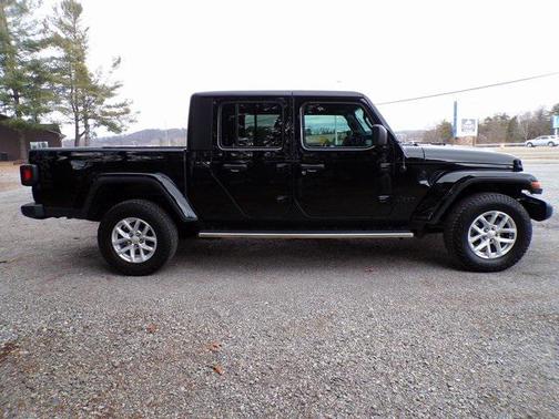 2023 Jeep Gladiator Sport S