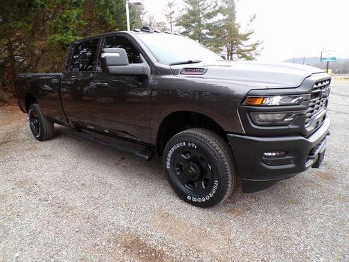 2026 RAM 3500 Tradesman Crew Cab 4x4 8' Box