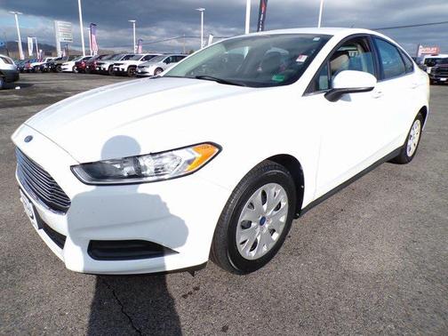 2014 Ford Fusion S