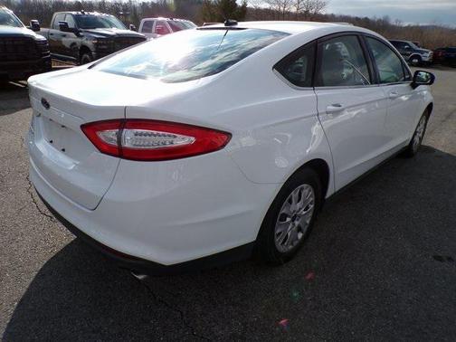 2014 Ford Fusion S