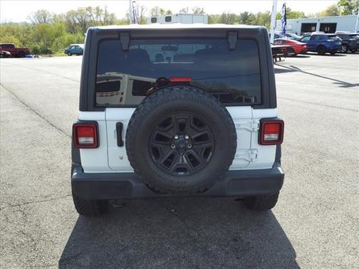 Bright White Clearcoat 2019 Jeep Wrangler Unlimited Sport