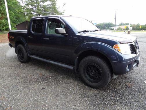 Arctic Blue Metallic 2015 Nissan Frontier SV