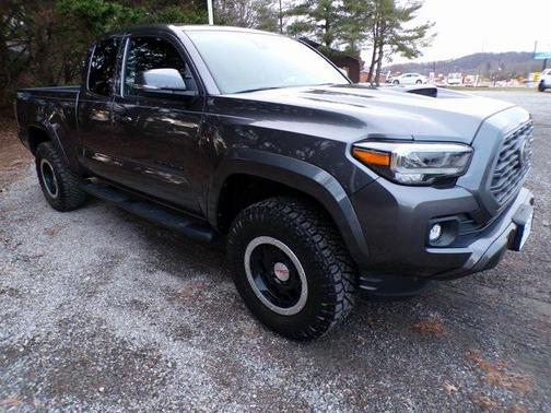 2020 Toyota Tacoma TRD Sport