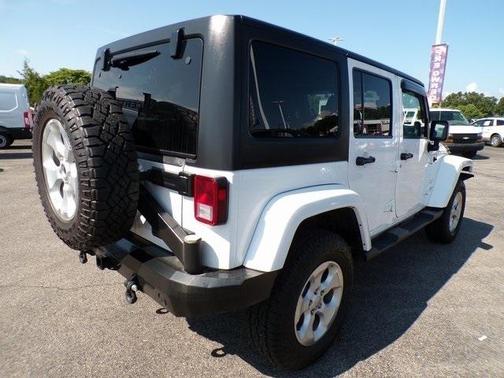 2013 Jeep Wrangler Unlimited Sahara