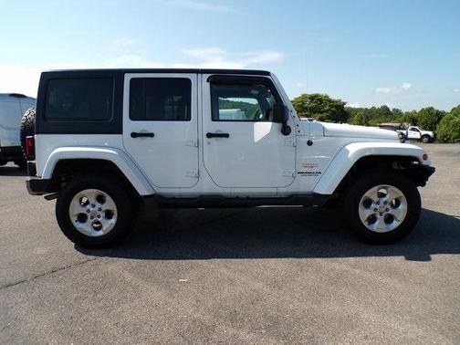 2013 Jeep Wrangler Unlimited Sahara