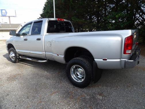 Bright Silver Metallic 2004 Dodge Ram 3500 Laramie
