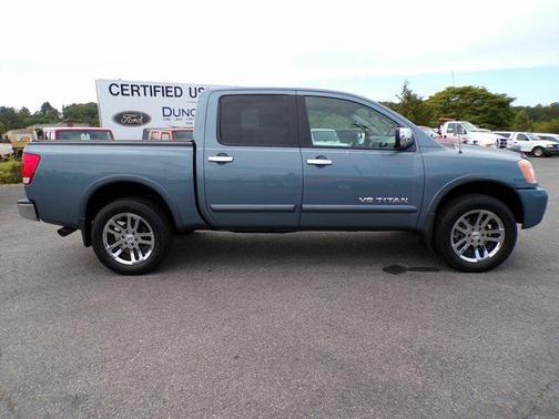 2012 Nissan Titan SL