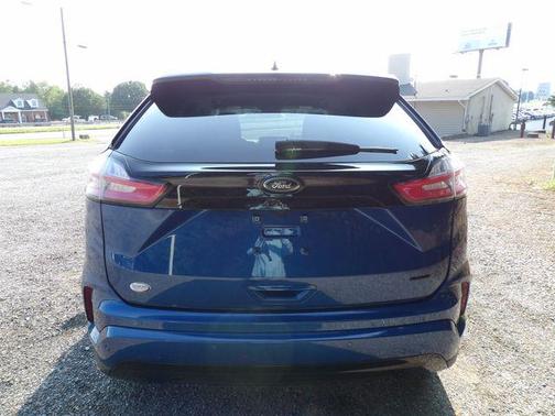Blue Metallic 2024 Ford Edge SE