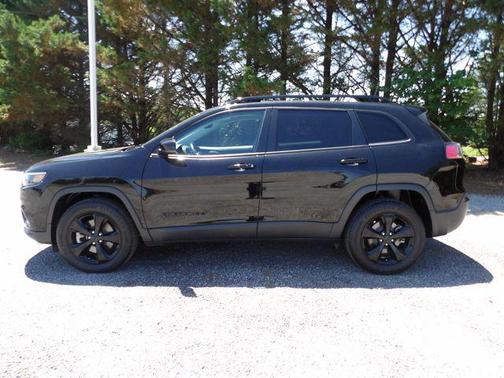Diamond Black Crystal Pearlcoat 2021 Jeep Cherokee Altitude