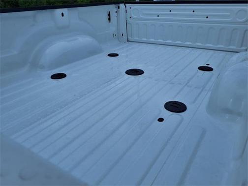 2025 RAM 3500 Lone Star Crew Cab 4x4 8' Box