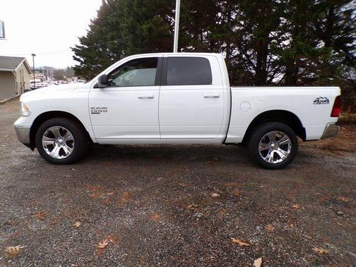 2021 RAM 1500 Classic SLT