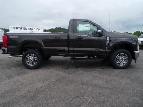 2025 Ford F-350 XLT