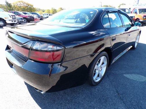 2004 Pontiac Bonneville GXP