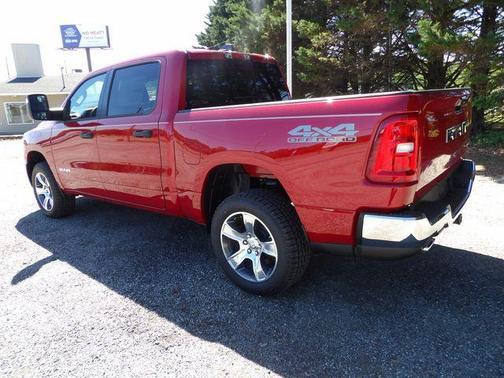 Molten Red Pearlcoat 2026 RAM 1500 Tradesman