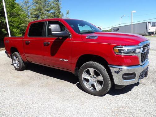 Molten Red Pearlcoat 2026 RAM 1500 Tradesman