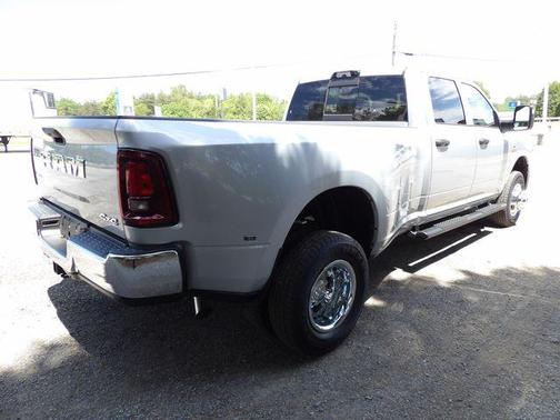 Silver Zynith 2026 RAM 3500 Tradesman Crew Cab 4x4 8' Box
