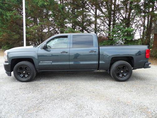Graphite Metallic 2018 Chevrolet Silverado 1500 WT