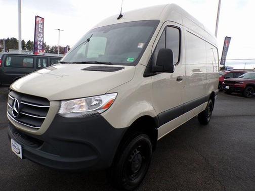 2024 Mercedes-Benz Sprinter 2500 Cargo 144 WB