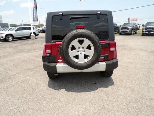 2011 Jeep Wrangler Unlimited Sahara