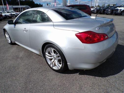 2010 INFINITI G37 Base