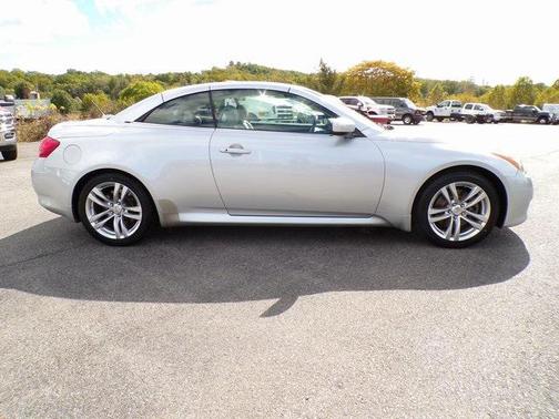 2010 INFINITI G37 Base