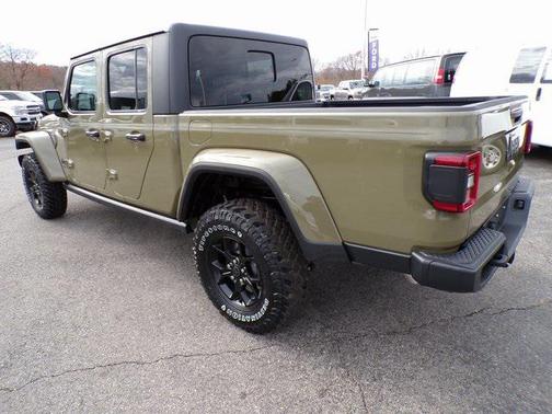2026 Jeep Gladiator Willys 4x4