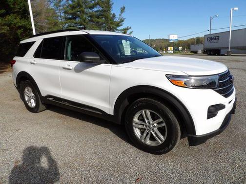 Black Metallic 2021 Ford Explorer XLT