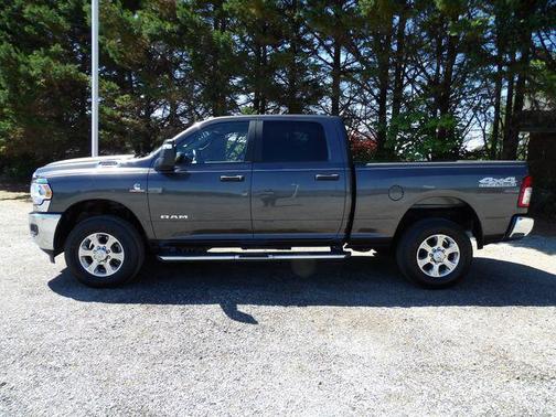 Granite Crystal Metallic Clearcoat 2024 RAM 2500 Big Horn Crew Cab 4x4 6'4' Box