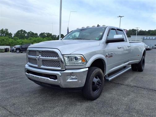 2016 RAM 3500 Laramie
