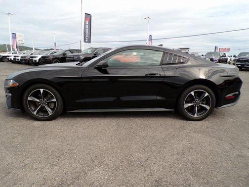 2021 Ford Mustang EcoBoost