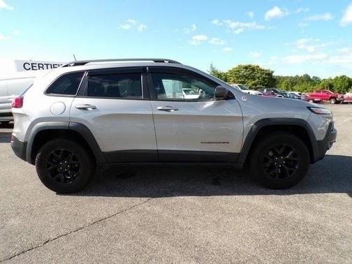 2017 Jeep Cherokee Trailhawk