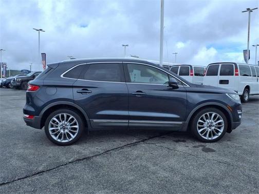 2015 Lincoln MKC Base